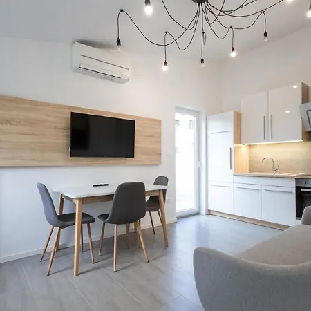 Denis Apartment